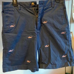 Gently used Men’s vineyard vines shorts